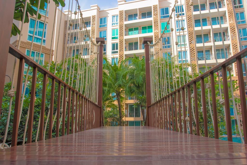 Atlantis Condo Resort Pattaya By Lj Джомтиен Бийч Екстериор снимка