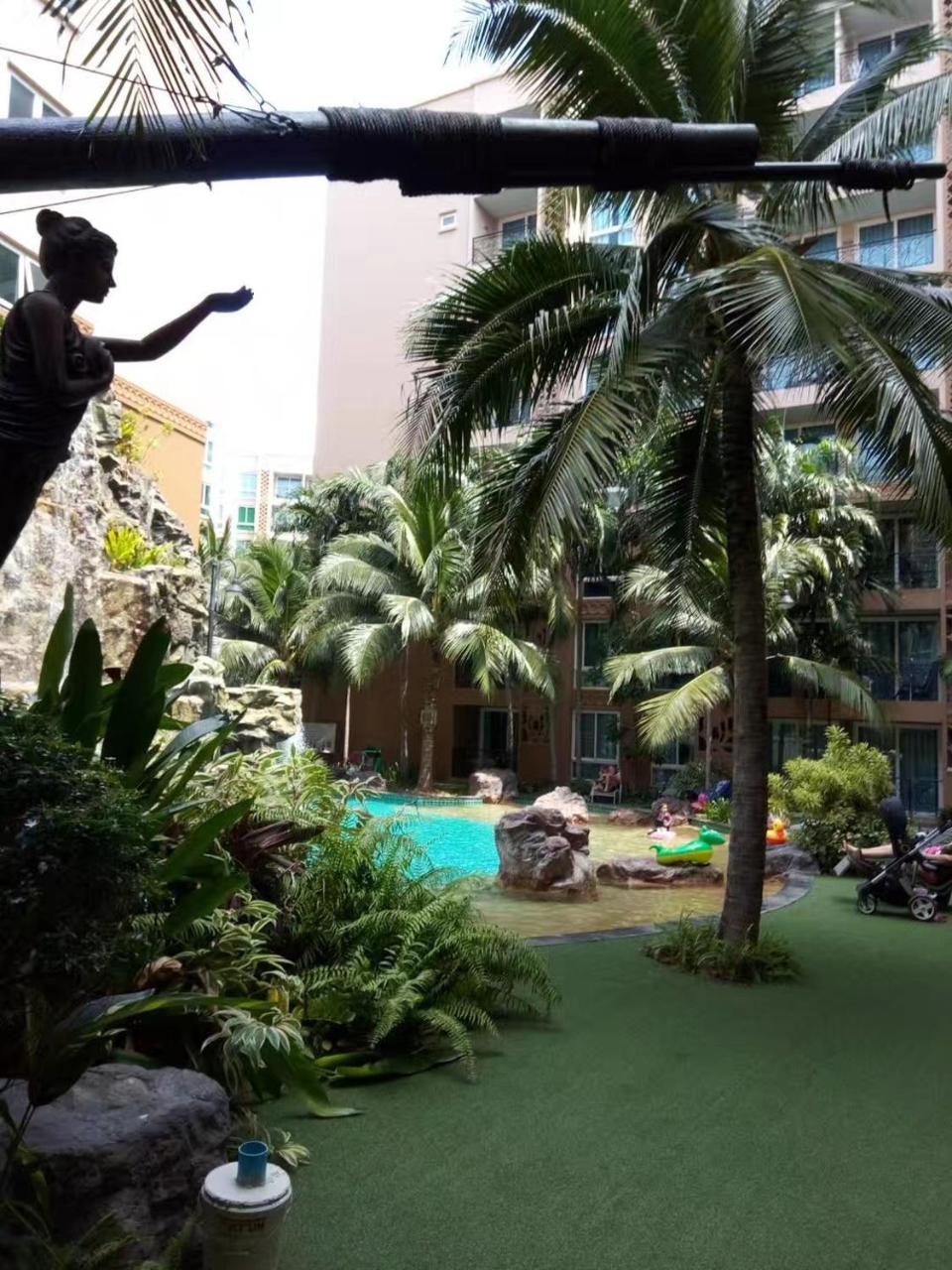 Atlantis Condo Resort Pattaya By Lj Джомтиен Бийч Екстериор снимка