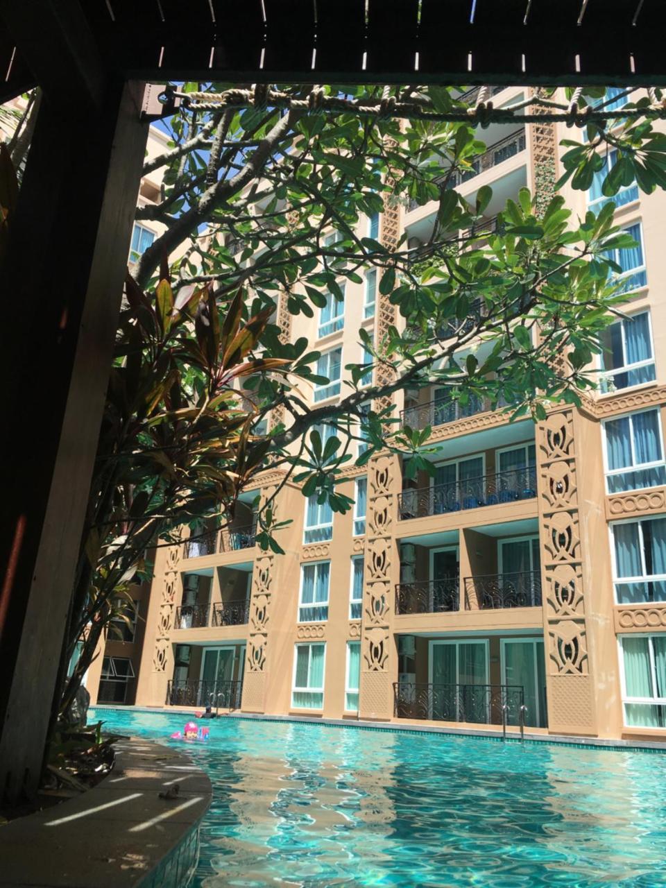 Atlantis Condo Resort Pattaya By Lj Джомтиен Бийч Екстериор снимка